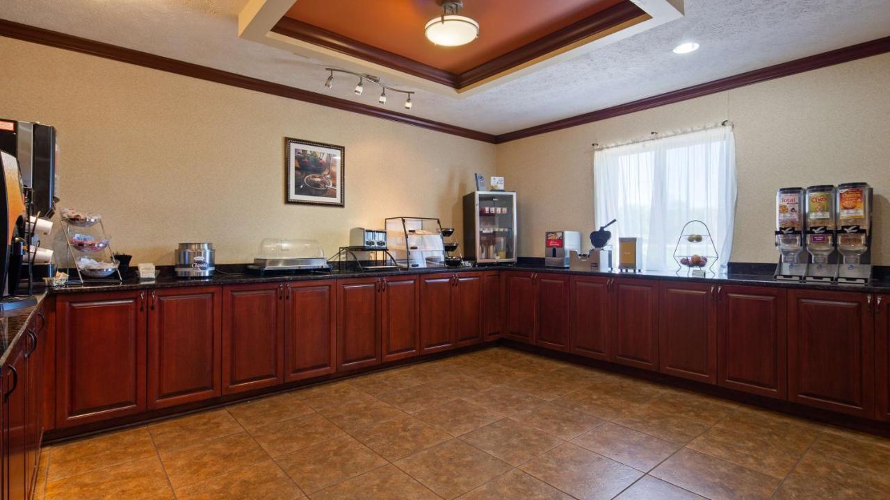 Hotel Lincoln Inn On Route 66 And Near I-55 Bagian luar foto
