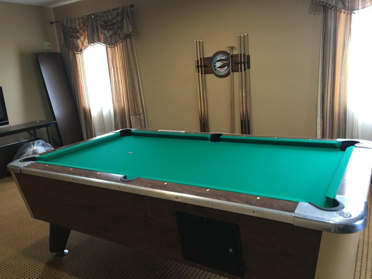 Hotel Lincoln Inn On Route 66 And Near I-55 Bagian luar foto