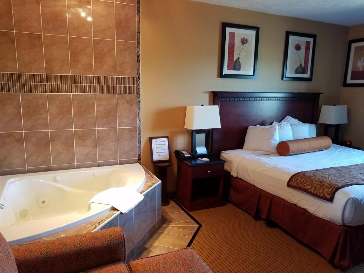 Hotel Lincoln Inn On Route 66 And Near I-55 Bagian luar foto